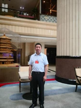 全國(guó)人大代表、航空工業(yè)陜飛部件廠飛機(jī)鉚接裝配鉗工